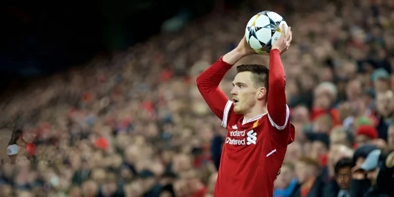 Phân tích luật ném biên và cách tính kèo trong 90 phút, không tính bù giờ